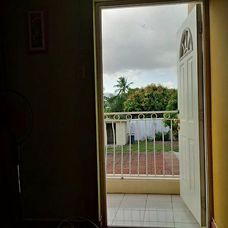 Impeccable Guest Rooms 2 킹스톤 객실 사진